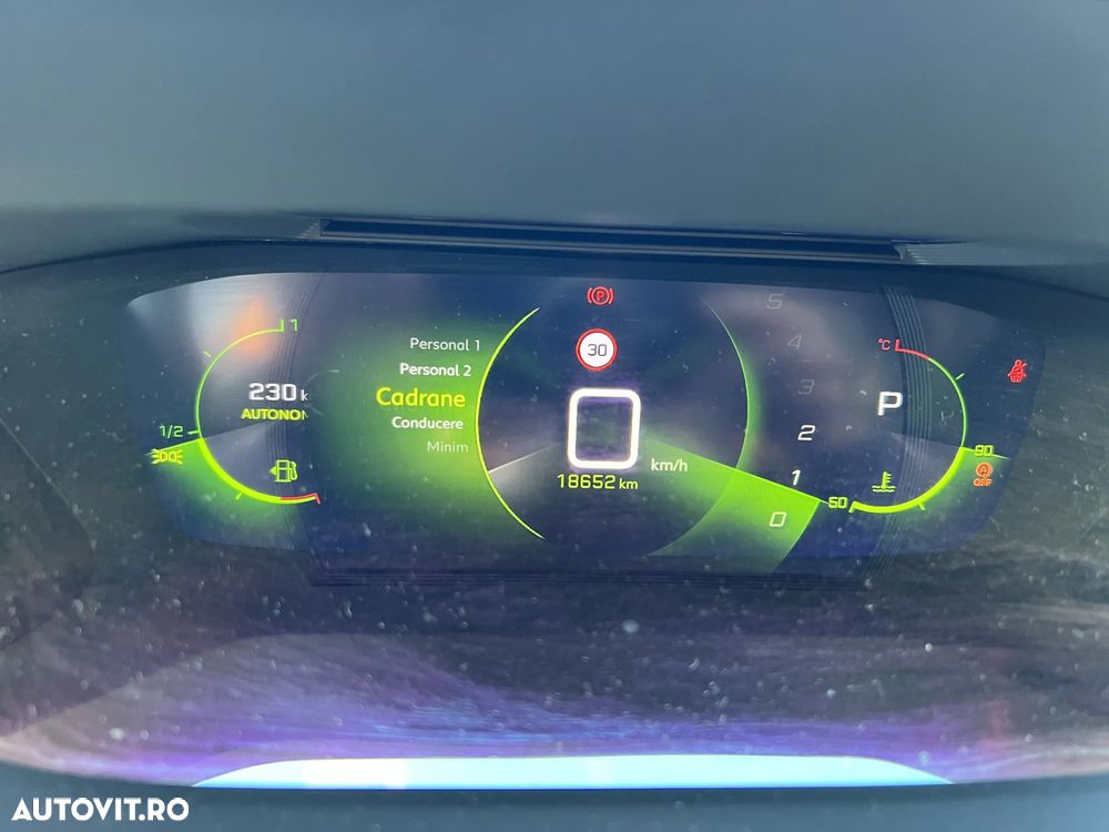 Peugeot 208 1.2 L PureTech STT EAT8 Allure Pack - 8