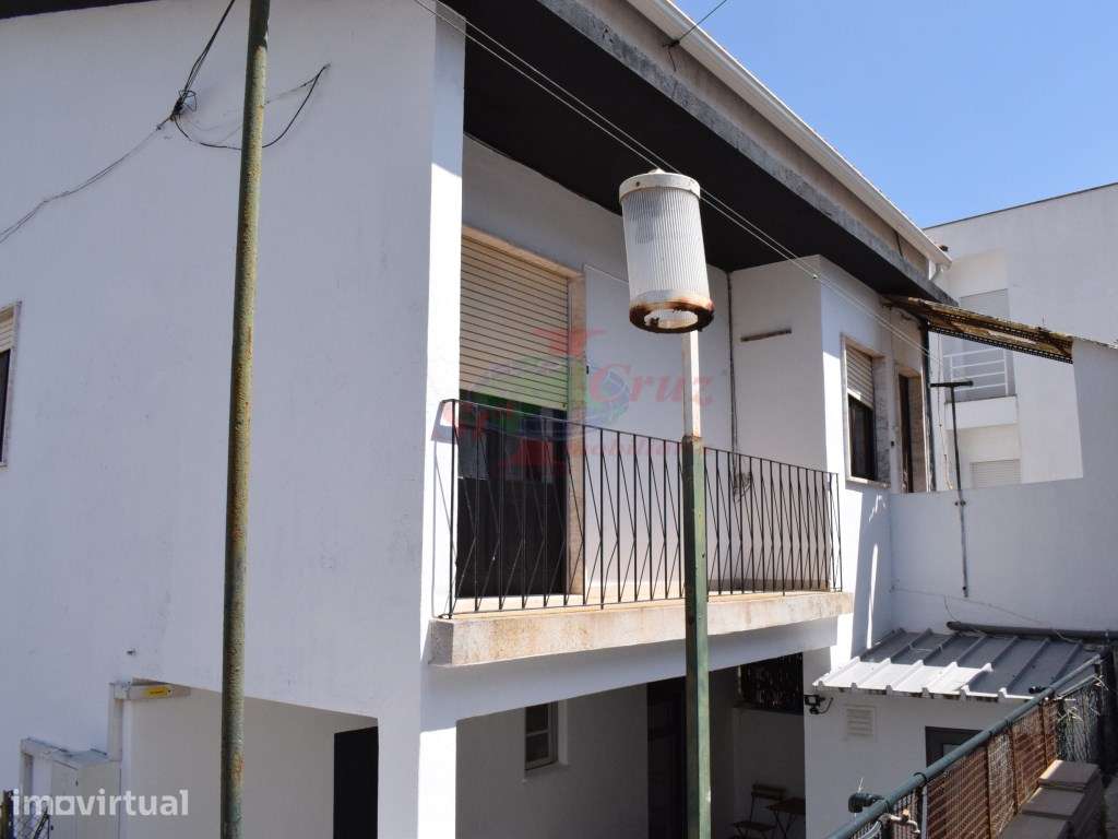 Apartamento T3 + Sótão Dividido - Pinhal de Marrocos - Grande imagem: 2/26