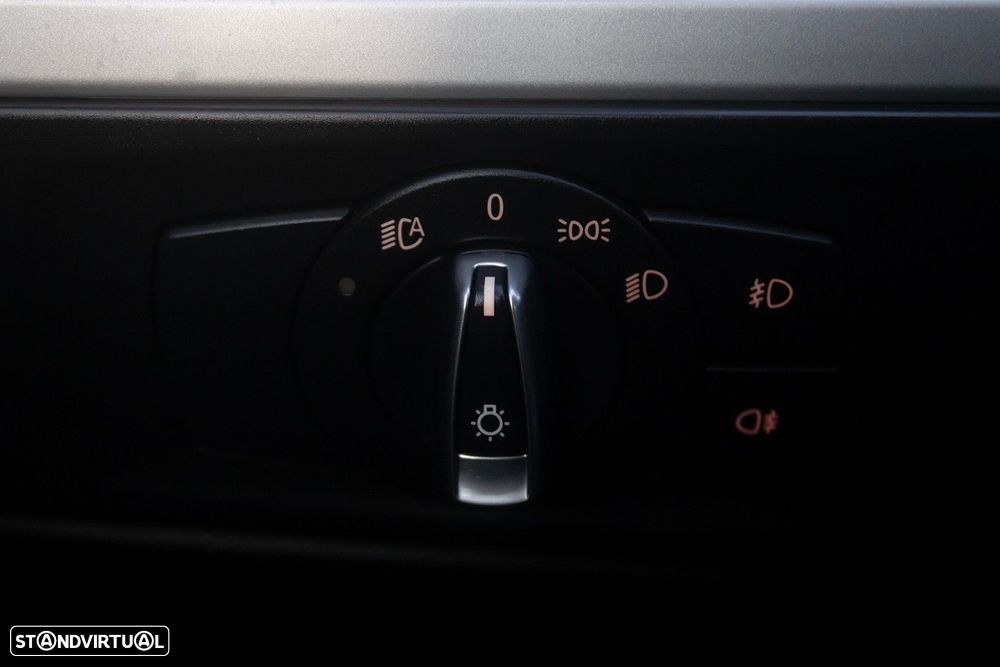 BMW 320 d Efficient Dynamics Edition - 21