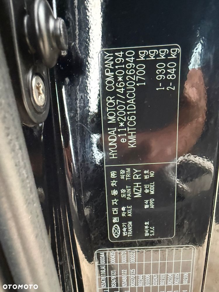 Hyundai Veloster 1.6 GDI Style - 23
