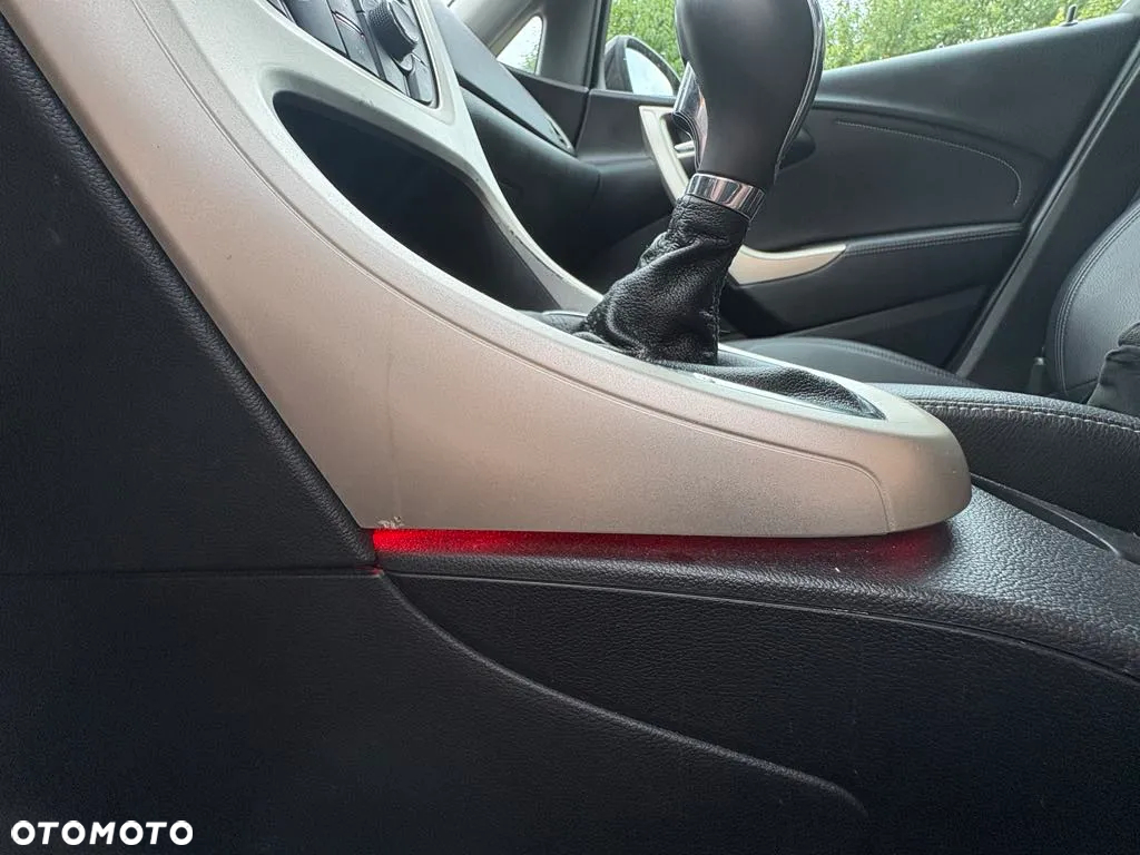 Opel Astra IV 1.4 T Sport - 9