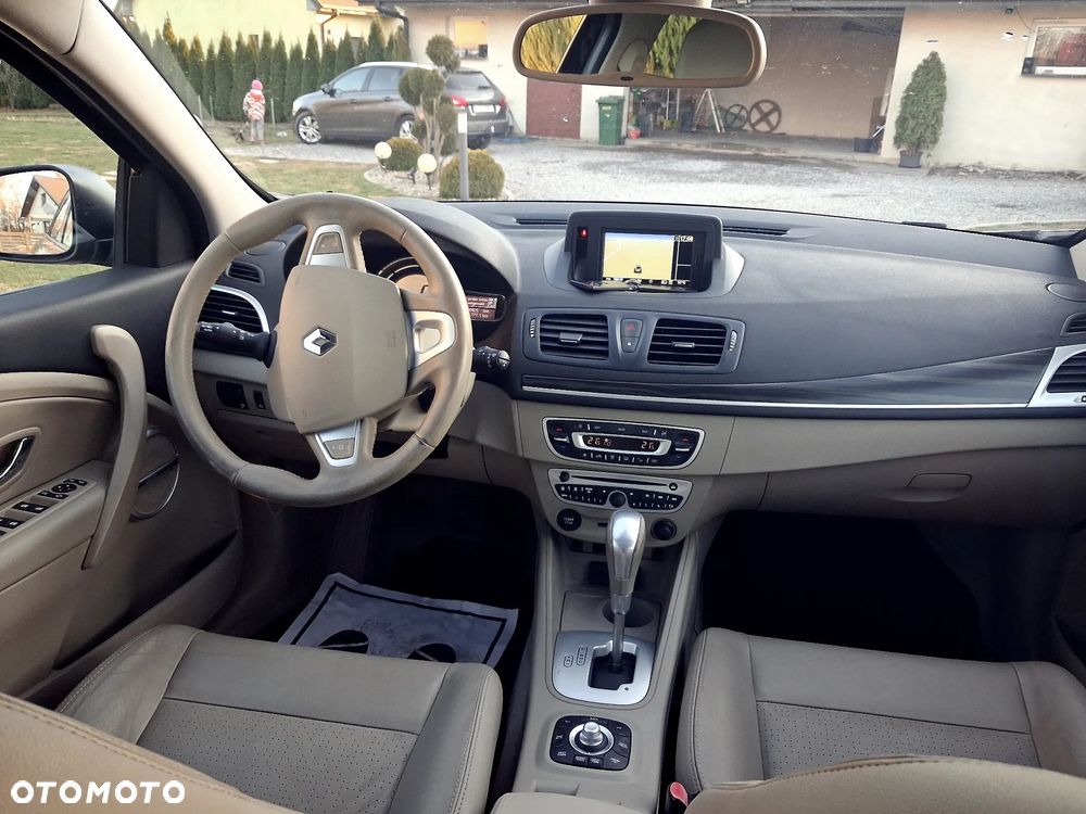 Renault Megane 2.0 140 CVT Bose Edition - 16