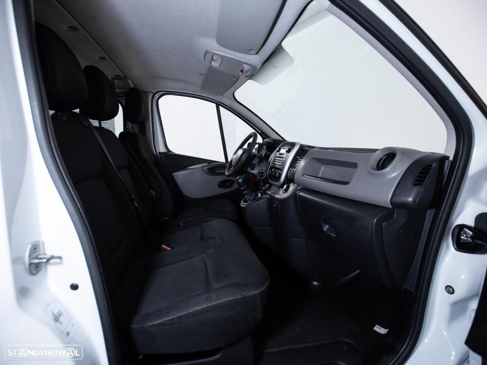 Renault Trafic 1.6 dCi L2H1 1.2T 6L c/IVA - 10