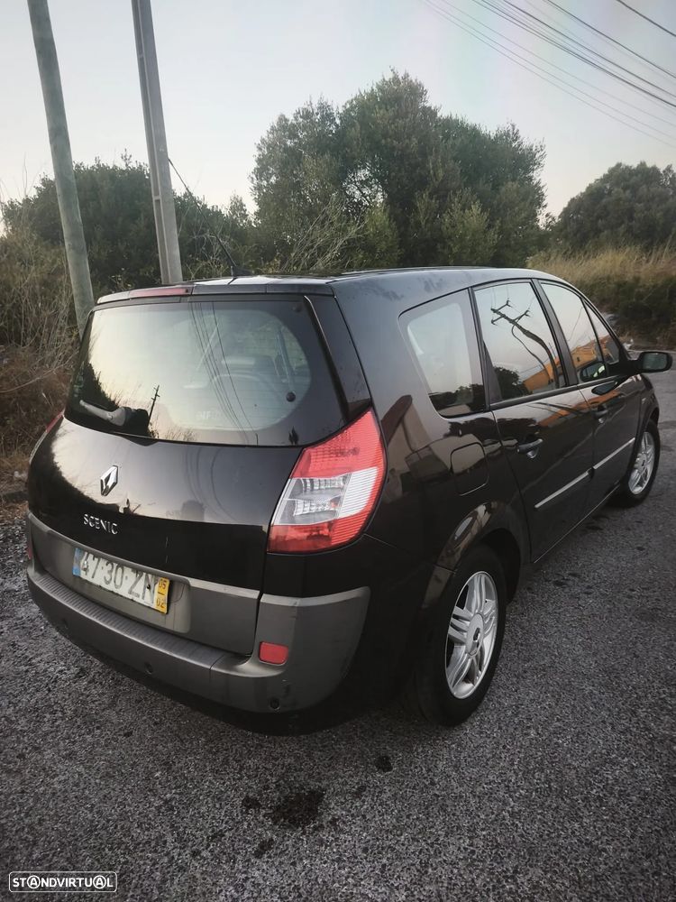 Renault Grand Scénic 2005 photo 2