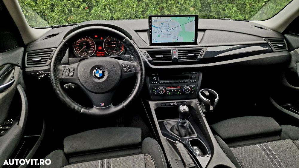 BMW X1 xDrive18d Sport Line - 6