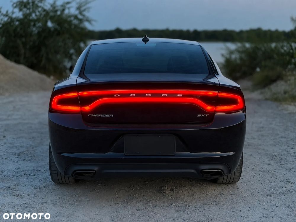 Dodge Charger - 8