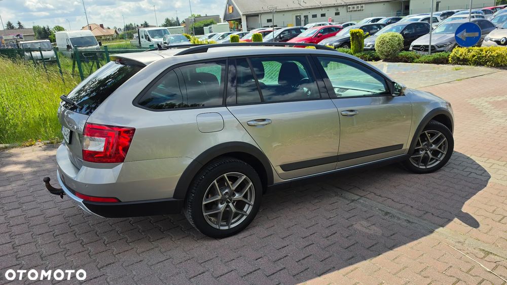 Skoda Octavia 2.0 TDI (Green tec) 4x4 Scout - 17