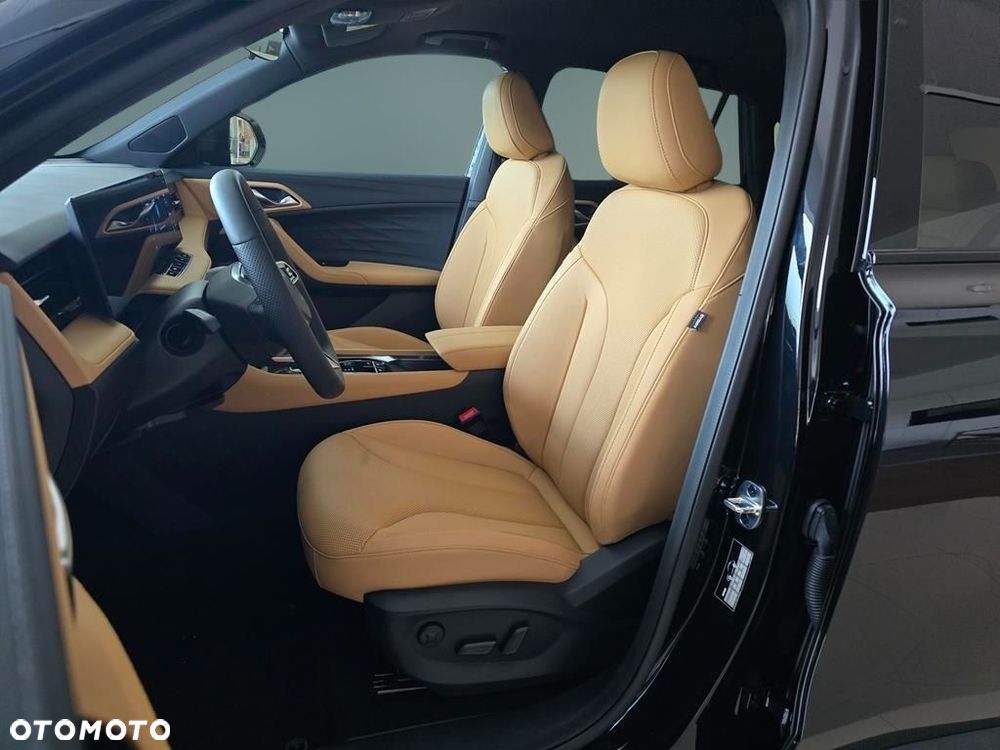 MG HS 1.5T HEV+ Exclusive - 12