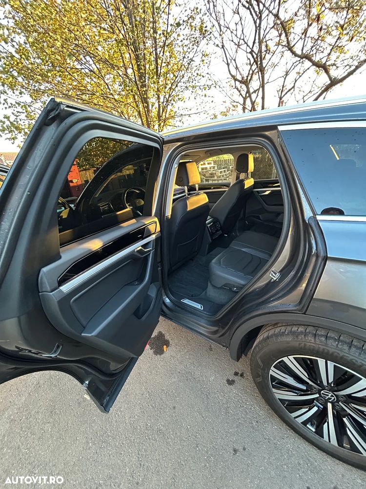 Volkswagen Touareg V6 TDI 4MOTION Elegance - 6