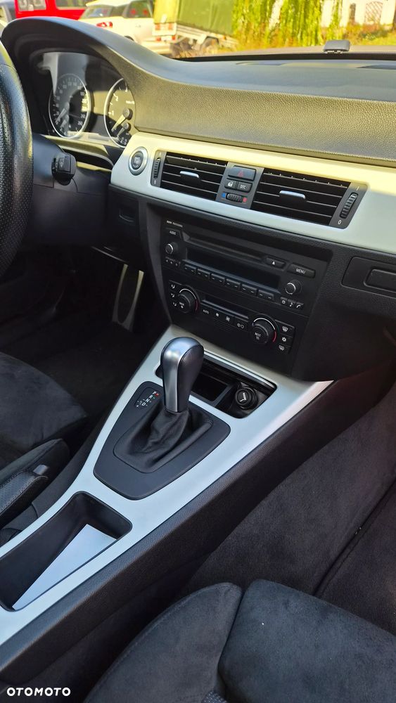 BMW Seria 3 - 21