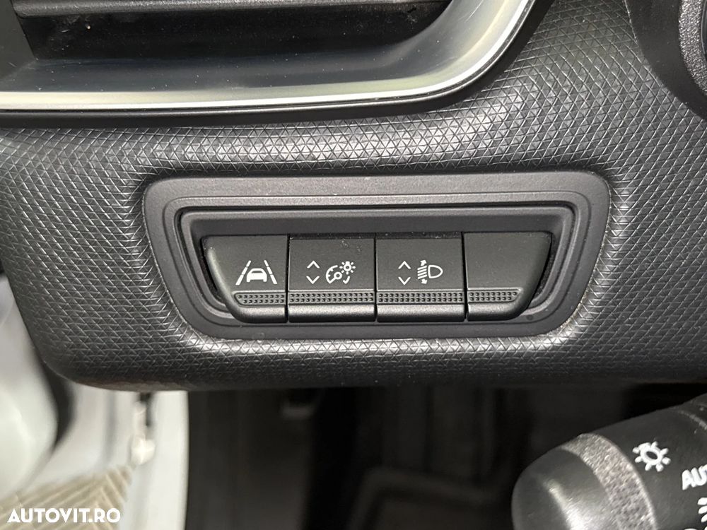 Renault Clio - 16