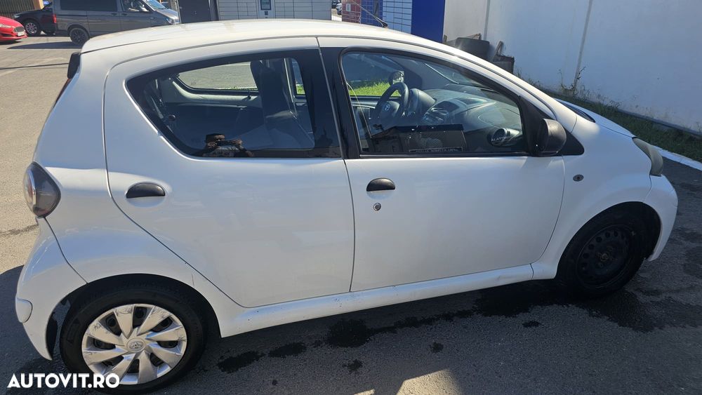 Toyota Aygo 1.0 Luna - 3