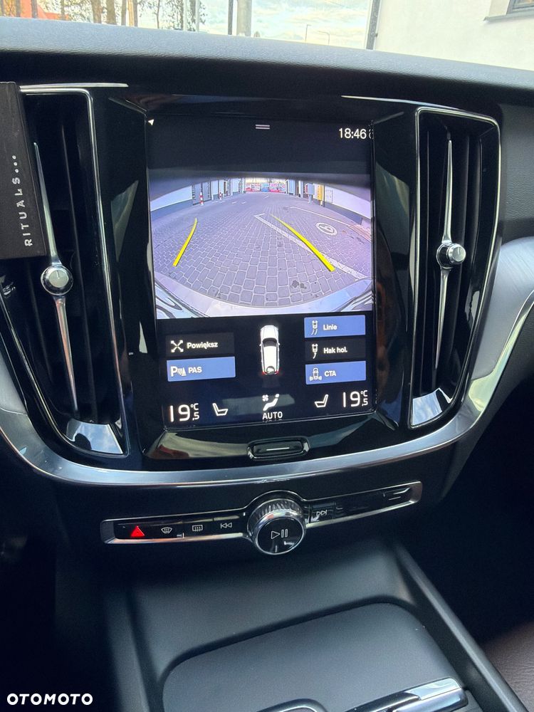 Volvo V60 D3 Summum - 30