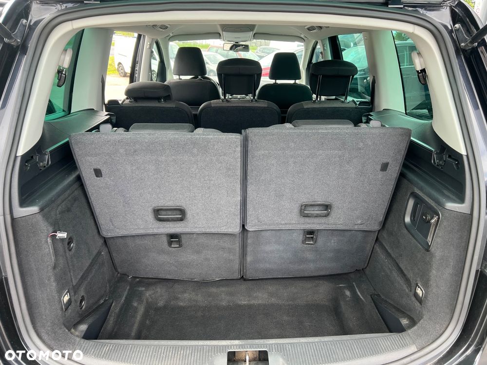 Volkswagen Sharan - 20