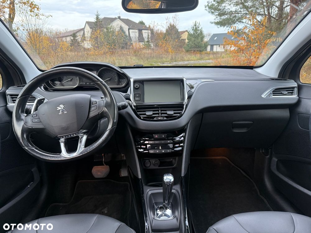 Peugeot 2008 82 e-VTI ETG5 Allure - 6