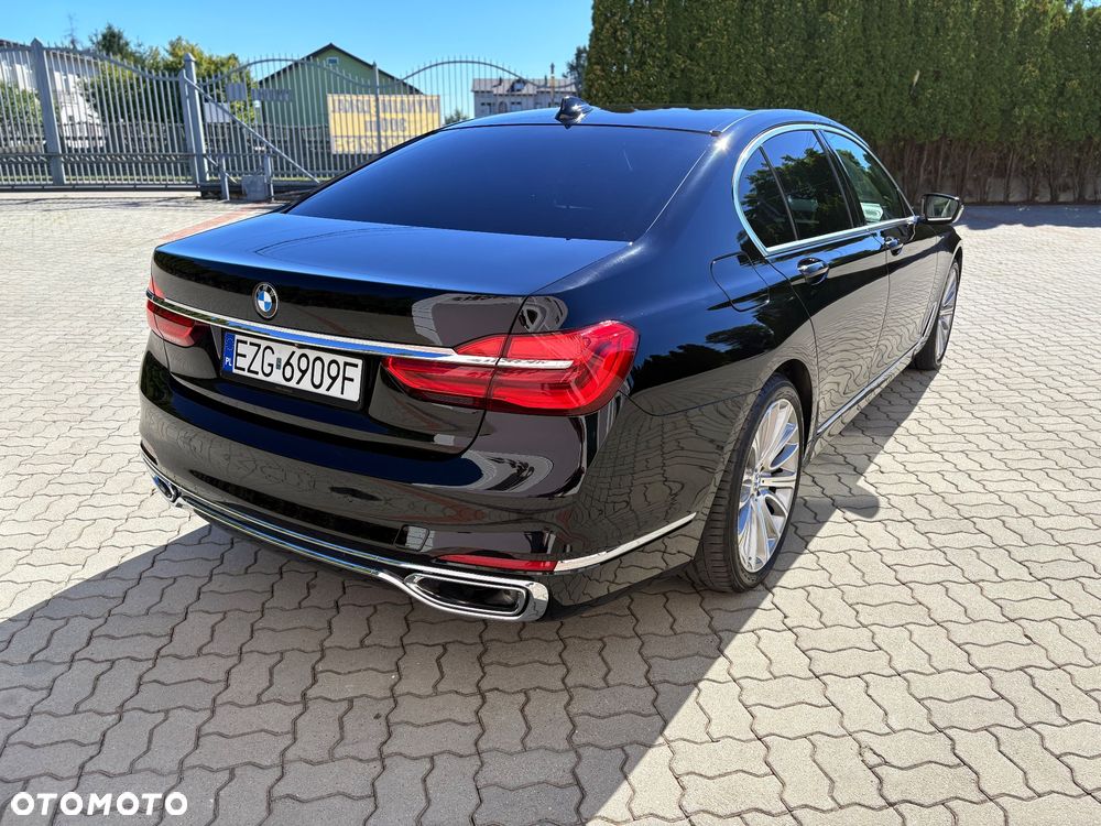 BMW Seria 7 740d xDrive - 10