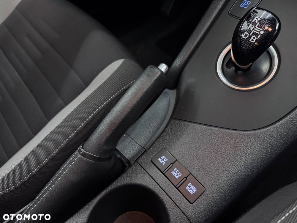Toyota Auris - 15