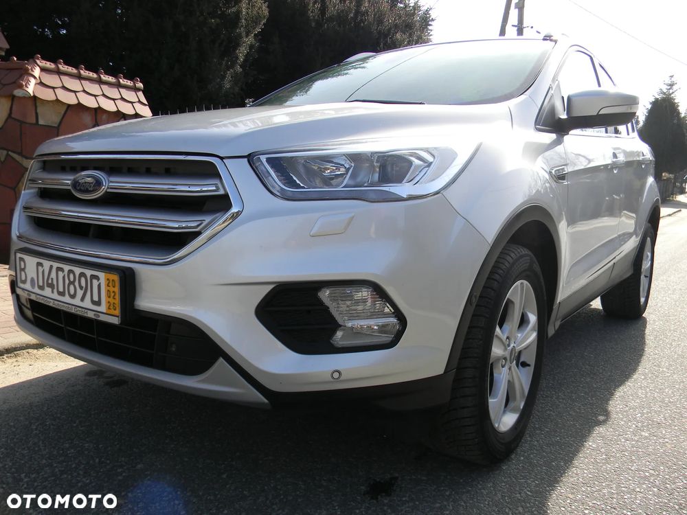 Ford Kuga 1.5 EcoBoost 2x4 Business Edition - 1