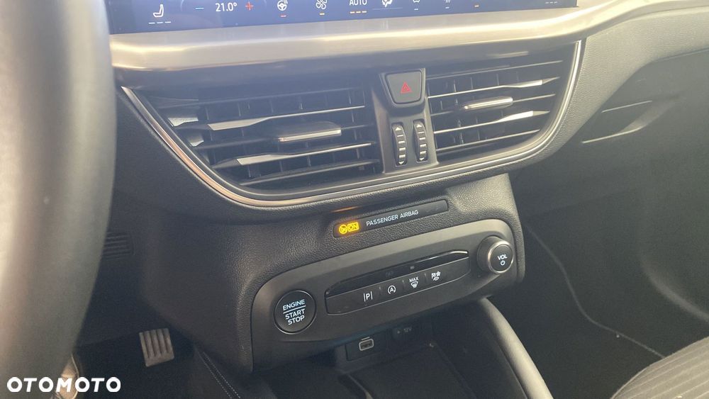 Ford Focus 1.0 EcoBoost mHEV Titanium X - 21