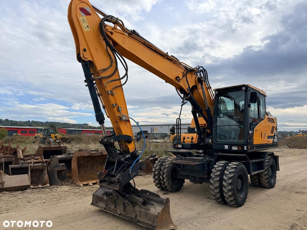 Hyundai HW140 - 4