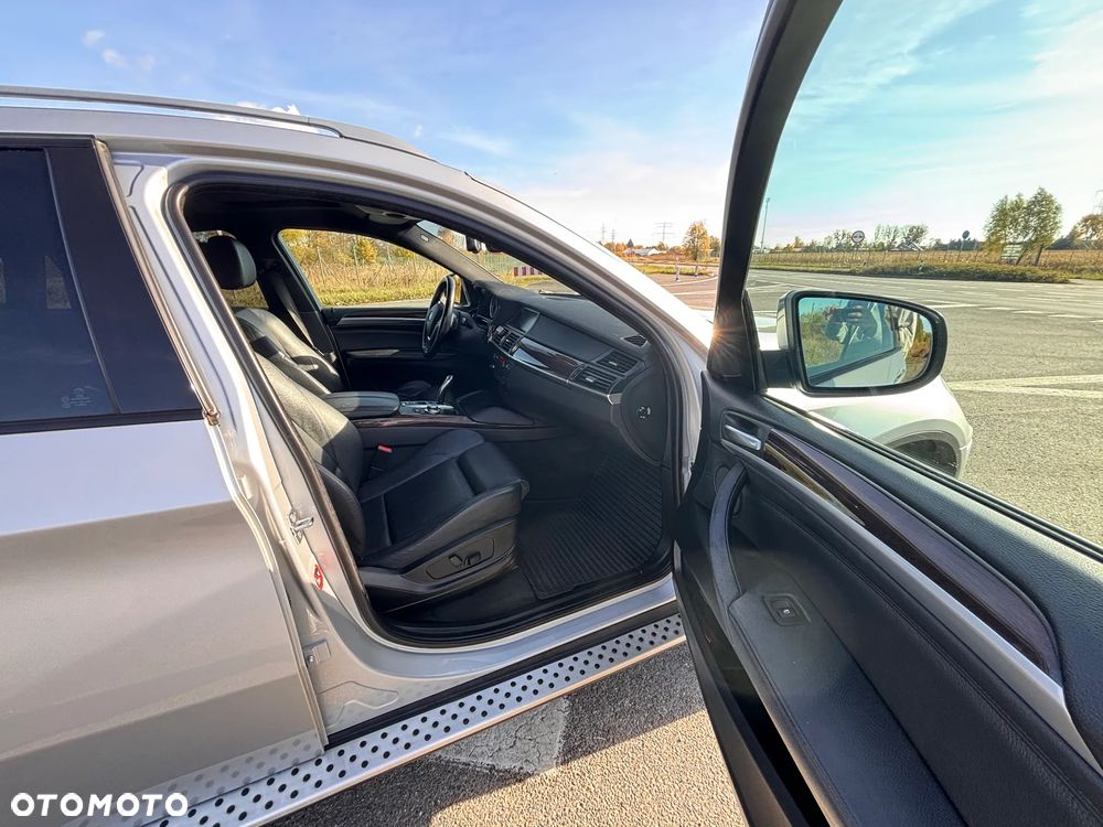 BMW X6 xDrive30d - 13