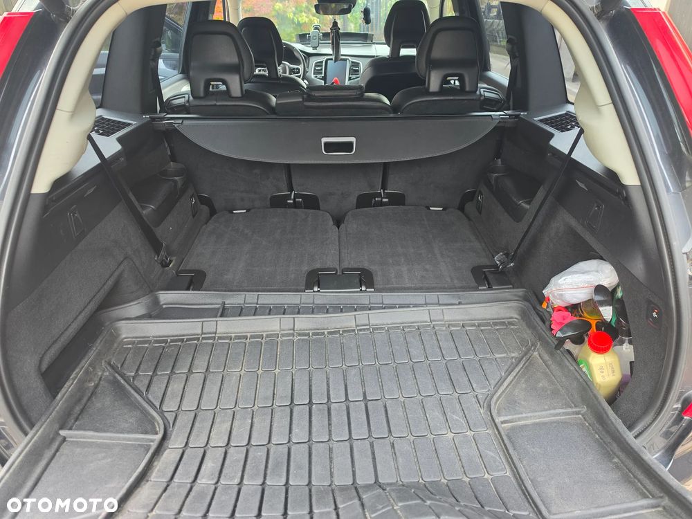 Volvo XC 90 D4 FWD Momentum 7os - 19