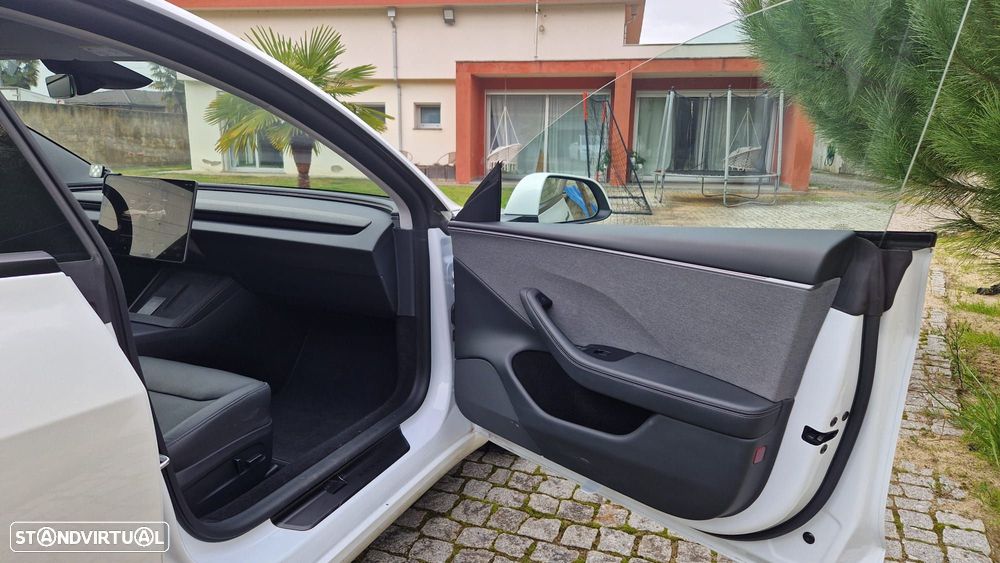 Tesla Model 3 Tração Traseira Standard - 8