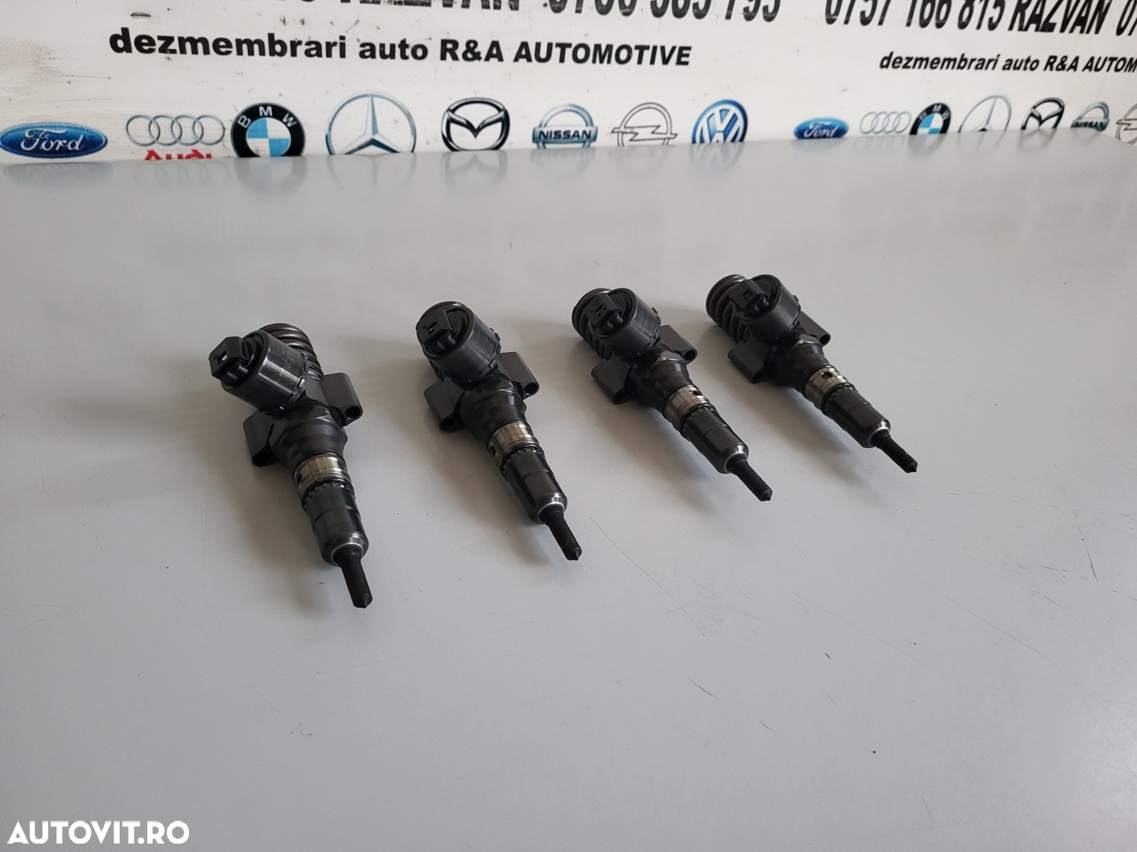 Injectoare Injector 2 Prinderi BOSCH Vw Audi Seat Skoda Passat B6 Golf Touran Altea Leon Octavia 2 - 2