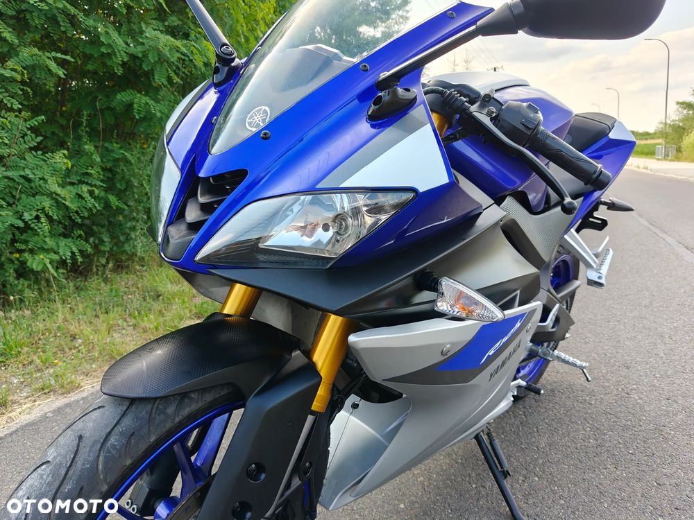 Yamaha YZF - 14