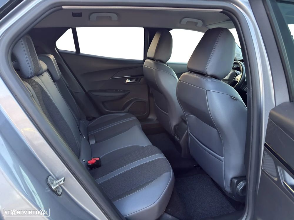 Peugeot 2008 BlueHDi 130 EAT8 Allure - 16