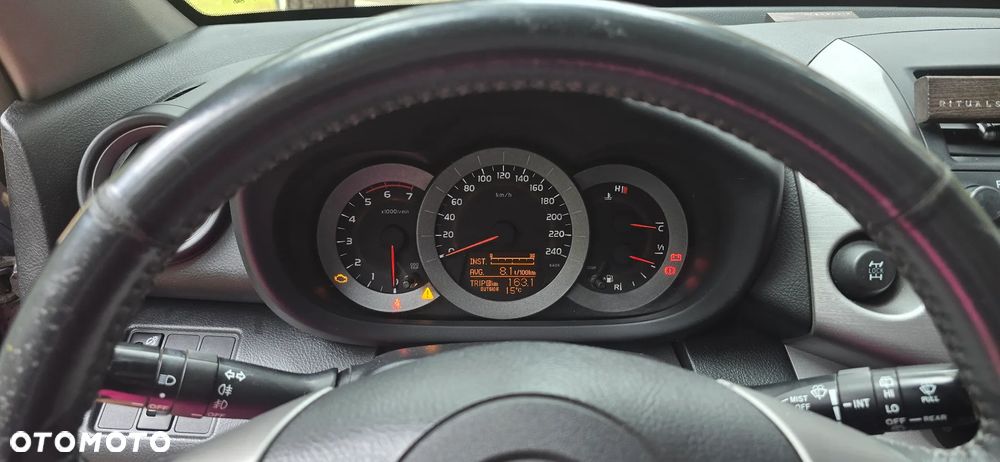 Toyota RAV4 2.2 D-4D Sol - 12