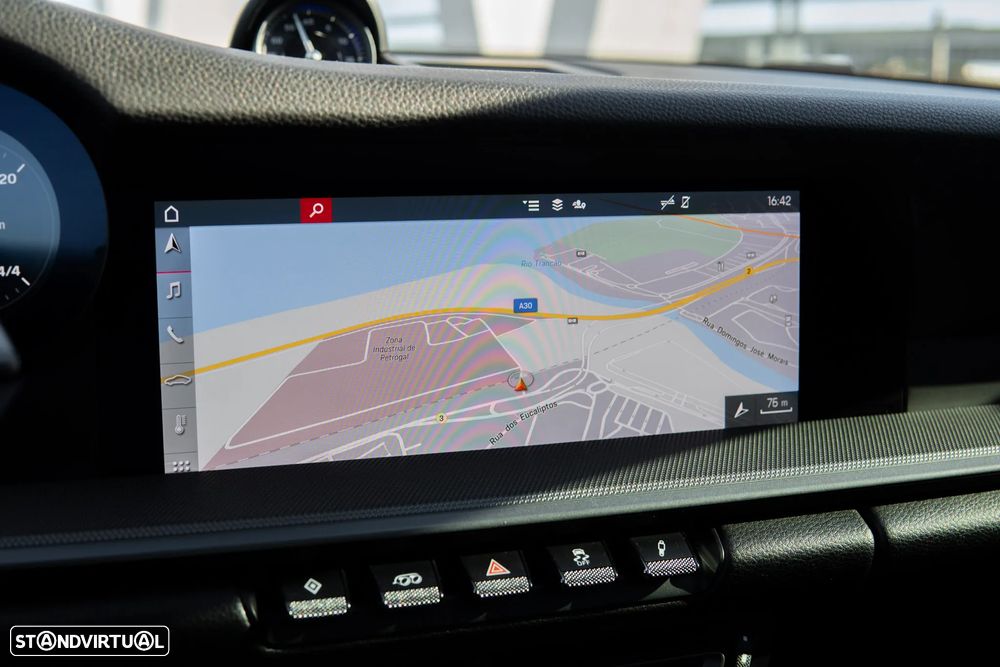 Porsche 911 (992) Carrera PDK - 21