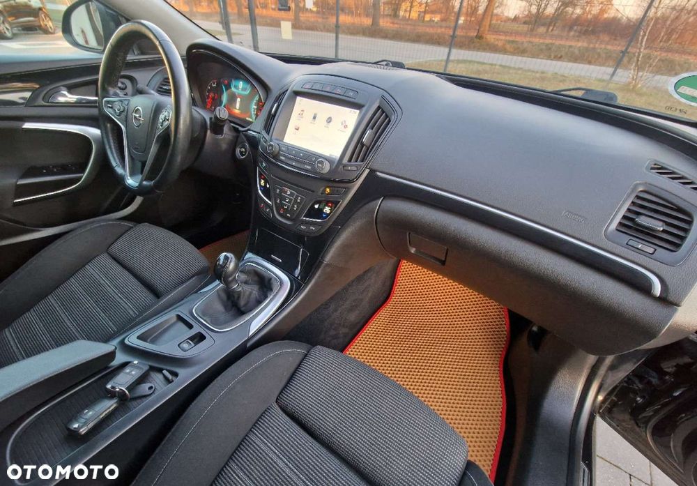 Opel Insignia - 22