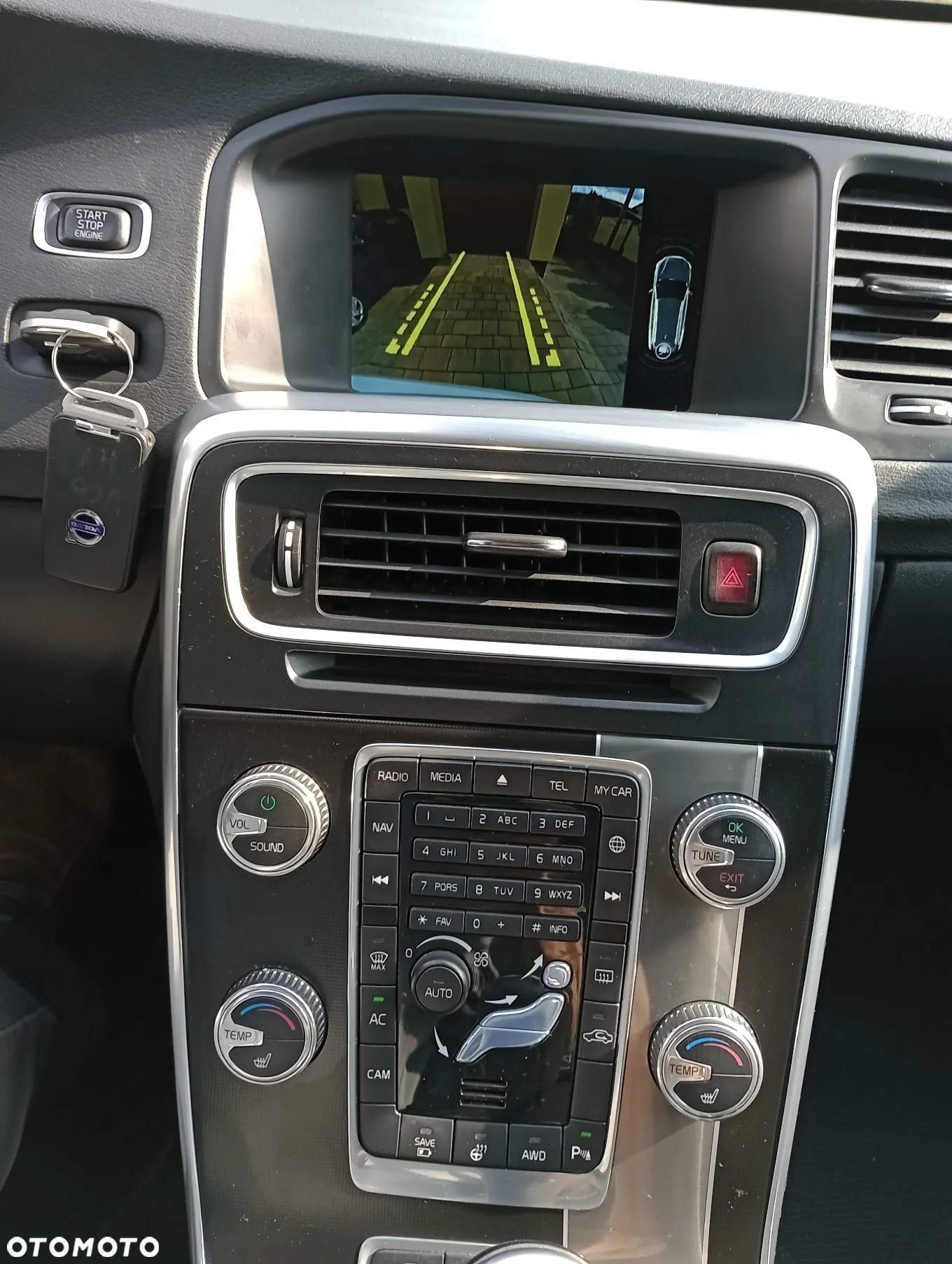 Volvo V60 D5 AWD R-Design Summum - 21