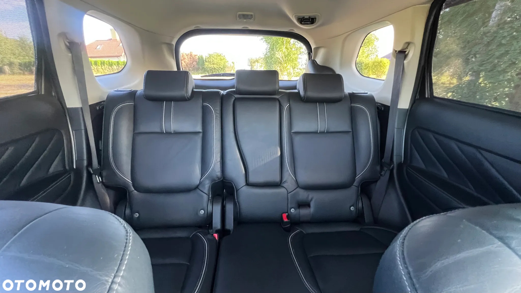 Mitsubishi Outlander - 22