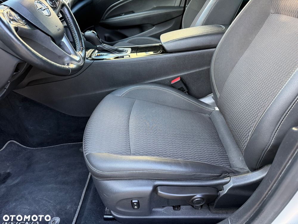 Opel Insignia 2.0 CDTI automatik Business Edition - 28