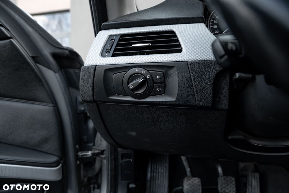 BMW Seria 3 320d DPF - 20