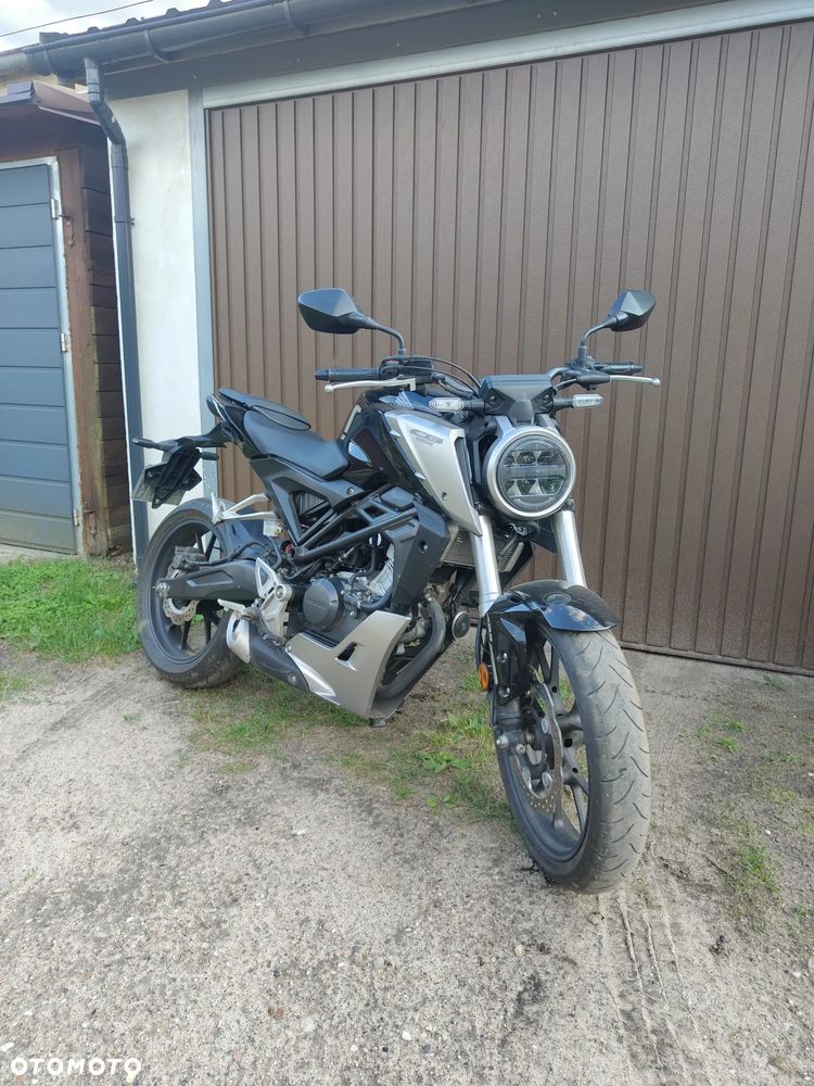 Honda CB - 3
