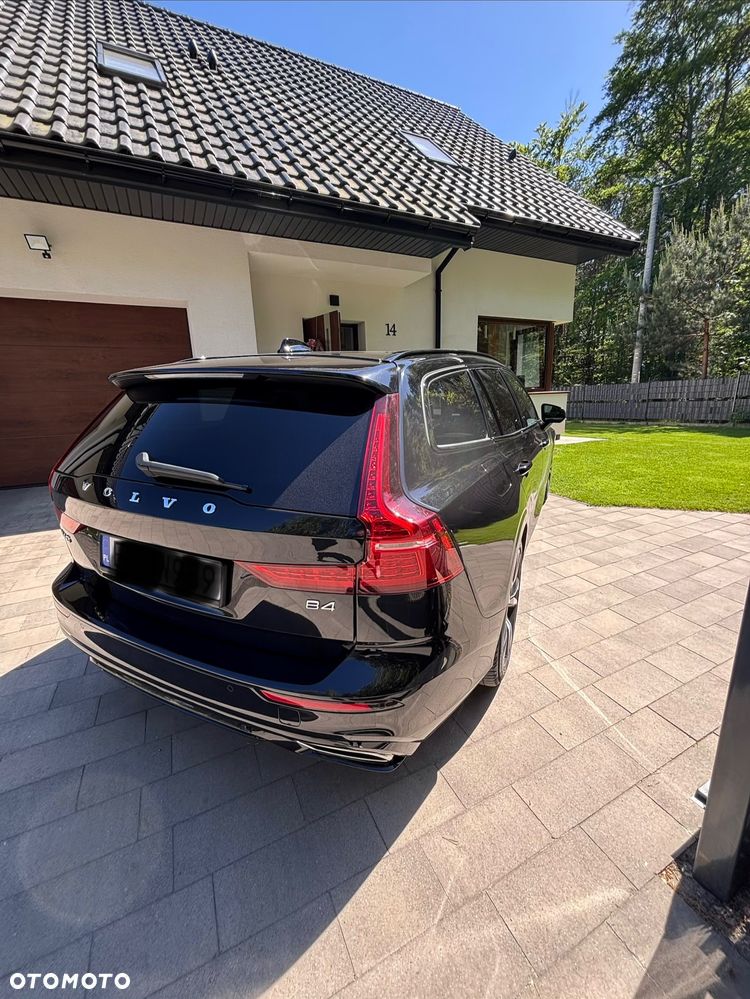 Volvo V60 B4 B R-Design - 5