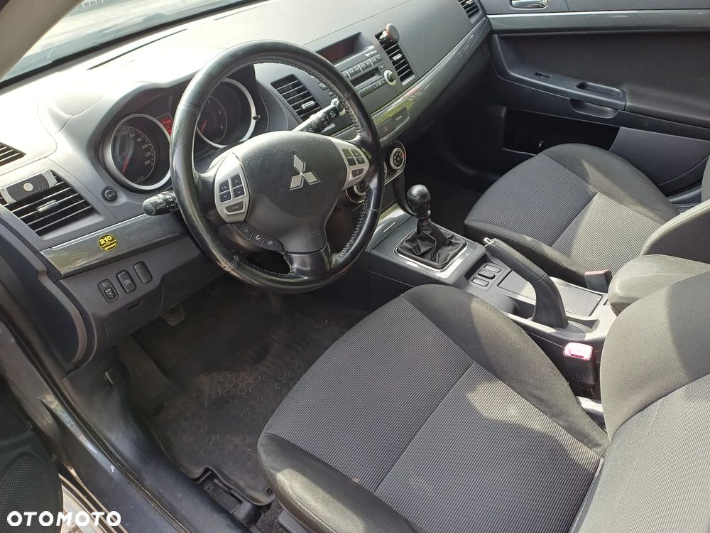 Mitsubishi Lancer 2.0 DID Intense - 7