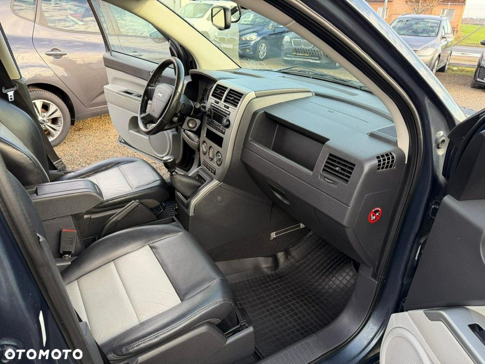 Jeep Compass - 15