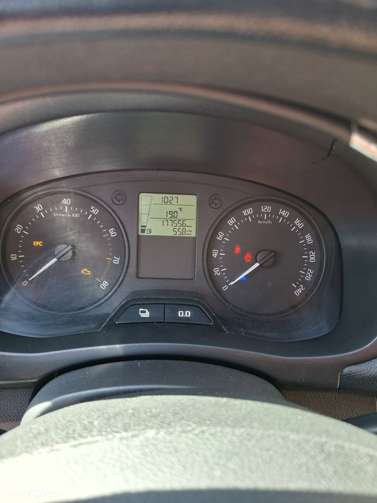 Skoda Fabia - 4