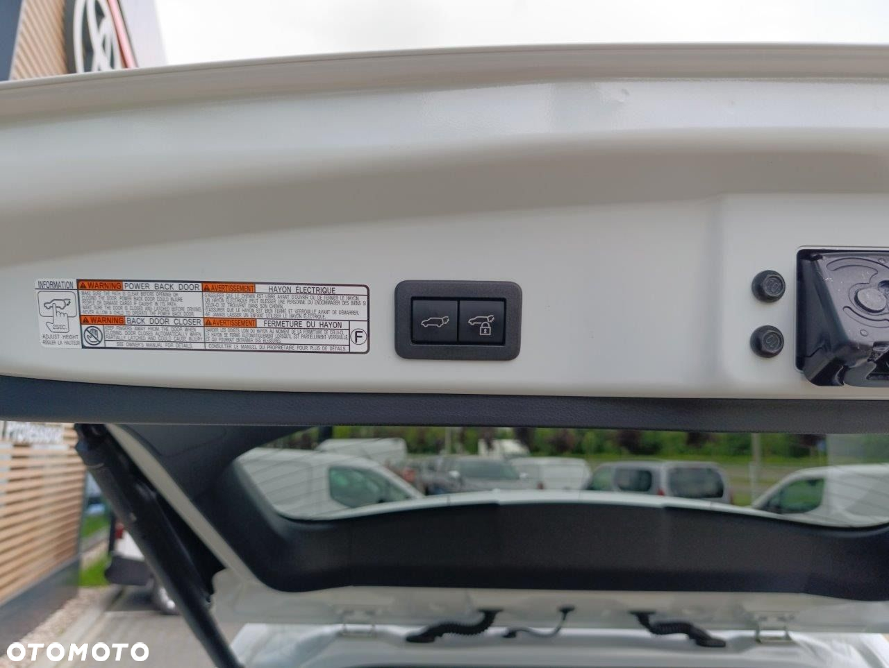 Toyota Corolla Cross - 17