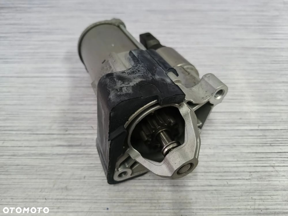 BMW F40 F45 F48 MINI F54 F56 F60 Rozrusznik 8686185 - 2
