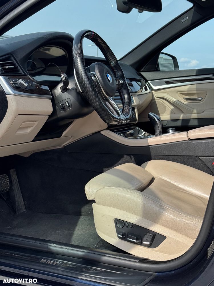 BMW Seria 5 525d xDrive - 10