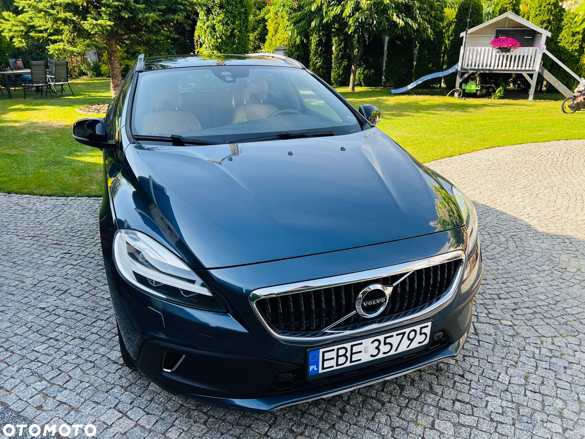 Volvo V40 D3 Drive-E Summum - 1