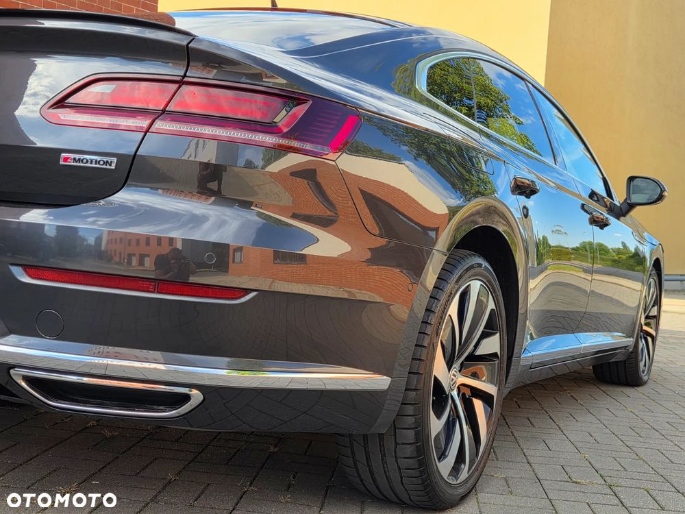 Volkswagen Arteon 2.0 TDI SCR 4Motion DSG R-Line Edition - 17