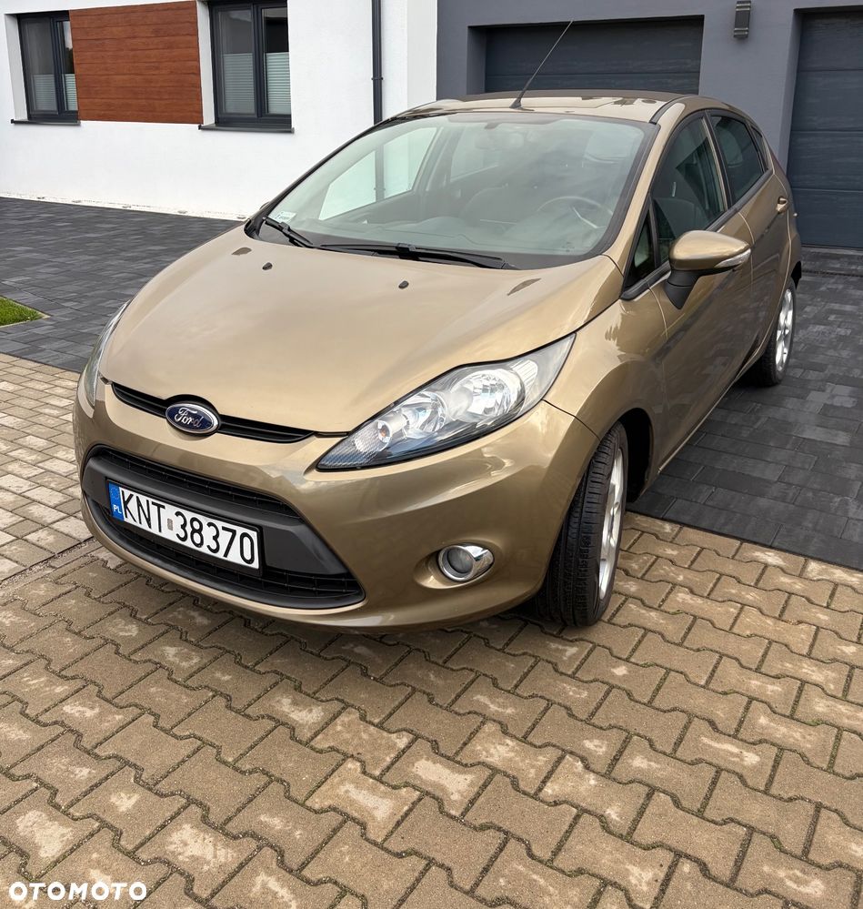 Ford Fiesta - 11