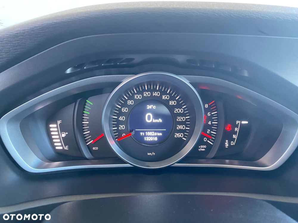 Volvo V40 Cross Country T3 Drive-E Base - 20