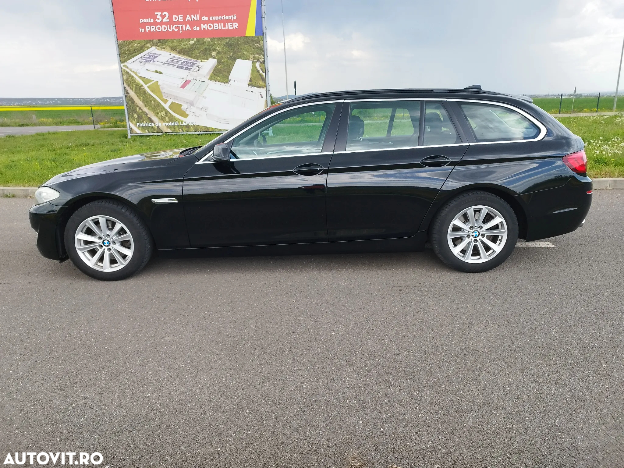 BMW Seria 5 520d Touring Blue Performance - 5